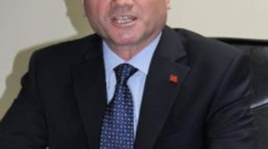 &Ccedil;etin'den Bayram Mesajı