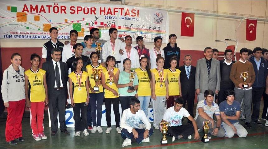 Midyatlı Sporcular &Ouml;d&uuml;llendirildi