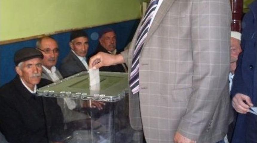 Saadet Partisi &Ccedil;aldıran İl&ccedil;e Kongresi Yapıldı