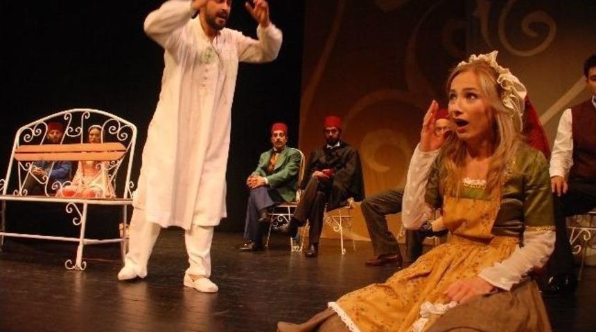 Edt &lsquo;meraki&rsquo; İle G&uuml;ld&uuml;rmeye Devam Edecek