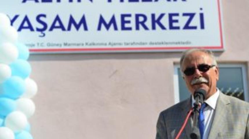 Yaşlılar Bu Merkezde Altın Yıllarını Yaşayacak