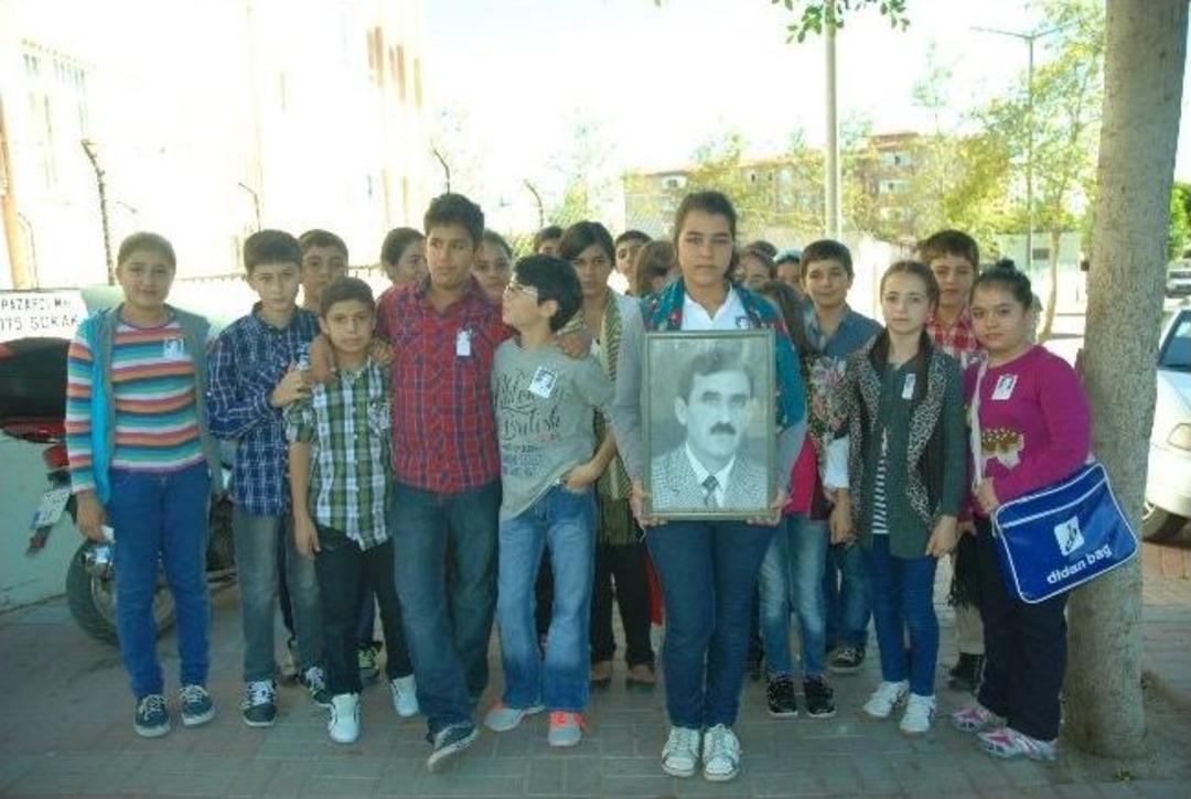 Mahmut &Ouml;ğretmen Son Yolculuğuna Uğurlandı