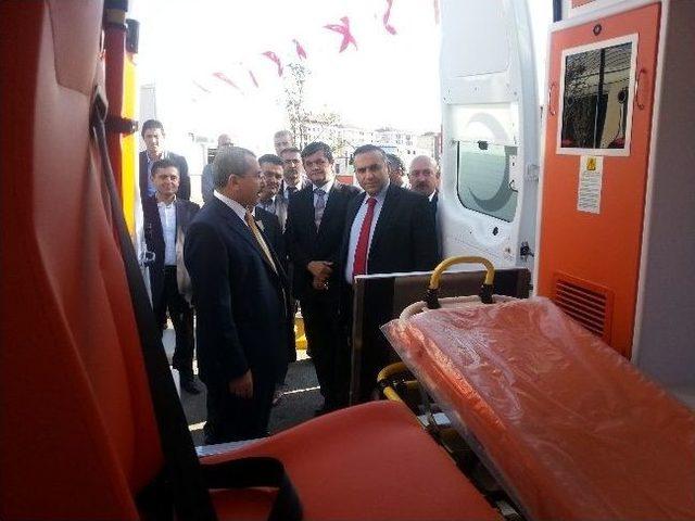 Sancaktepe Belediyesi 12 Hizmet Aracını Törenle Tanıttı 1