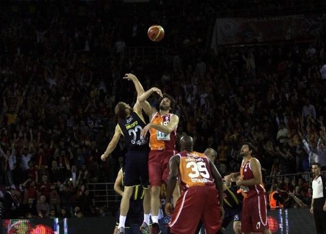 Erkekler Cumhurbaşkanlığı Kupasının Sahibi Fenerbah&ccedil;e &Uuml;lker