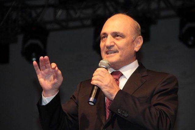 Bakan Bayraktar, Bakanlık &Ccedil;alışanlarıyla Yemekte Bir Araya Geldi 1