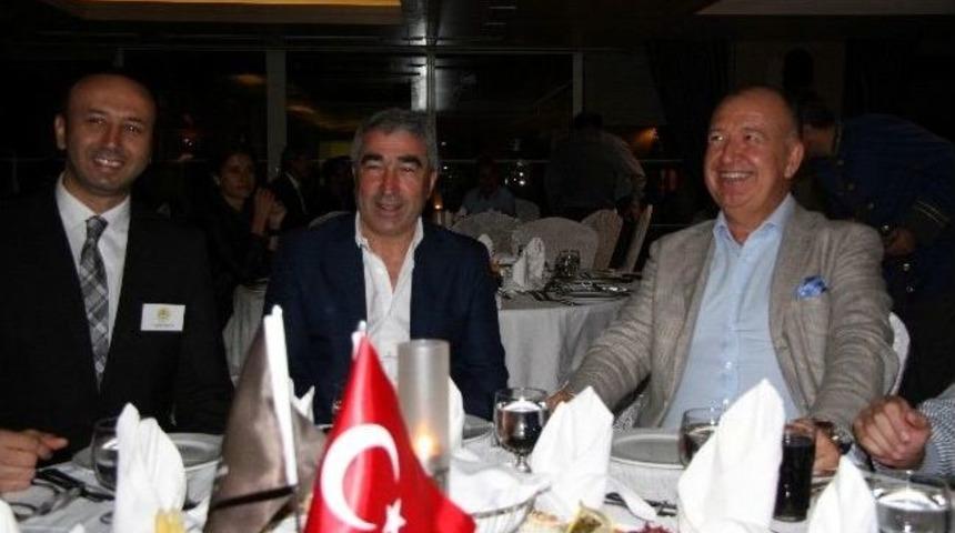 Kırmızı Beyazlı Y&ouml;neticilerden Y&ouml;rsiad&rsquo;a Ziyaret