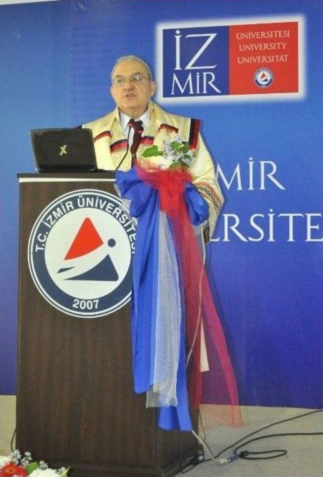 İzmir Üniversitesi Arge Merkezi Projelerin Referans Noktası Olacak