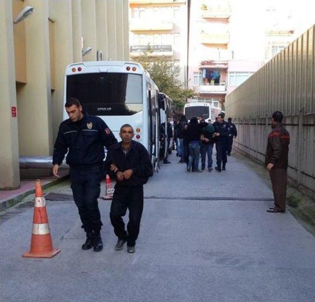 Torbacı Operasyonunda 27 Kişi Tutuklandı 1