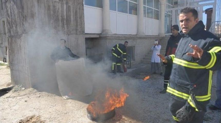 Kuran Kursu &Ouml;ğrencilerine Yangın Eğitimi