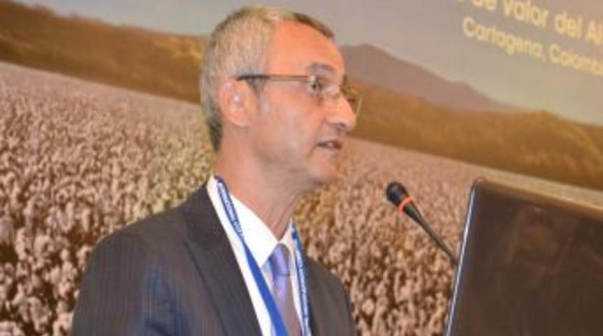 &Ccedil;in&rsquo;in Pamuk Stoklaması Tekstilcileri Endişelendiriyor