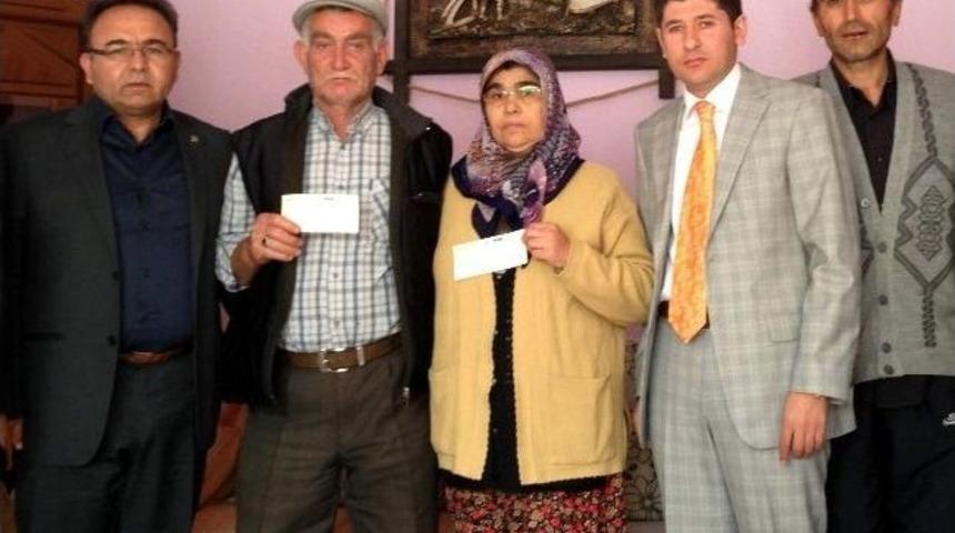 Aydın Sağlık-sen Hayatını Kaybeden &Uuml;yesinin Ailesine Sahip &Ccedil;ıktı