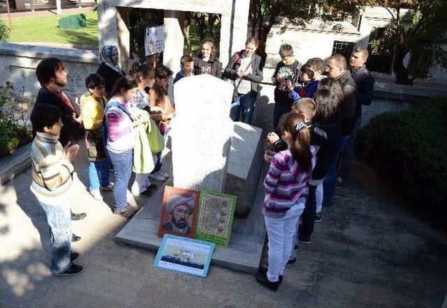 Katip &Ccedil;elebi Kabri Başında Anıldı 2