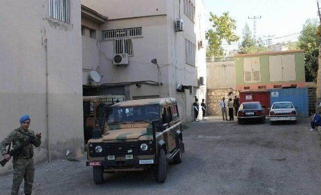 Siirt te Vatani G&ouml;revini Yapan Askerin, Arkadaşı Tarafından Vurulduğu İddia Edildi 2