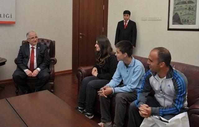 Eskişehirli &Ouml;ğrencilerden K&uuml;lt&uuml;r Gezisi 1