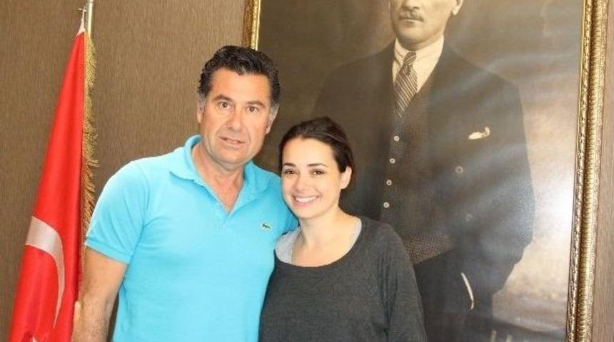 &Ouml;zg&uuml; Namal Da Bodrumlu Oldu