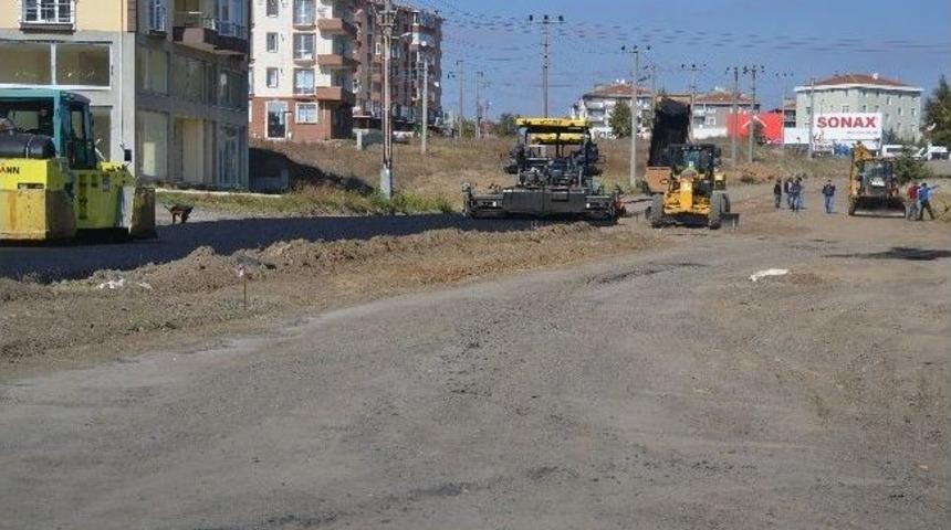 İsmet Paşa Bulvarı Asfaltlanıyor