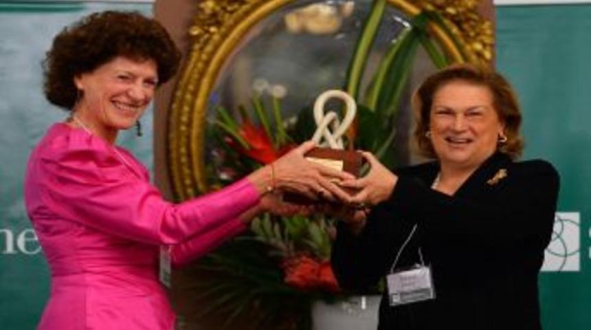 G&uuml;ler Sabancı&rsquo;ya David Rockefeller &Ouml;d&uuml;l&uuml; Verildi