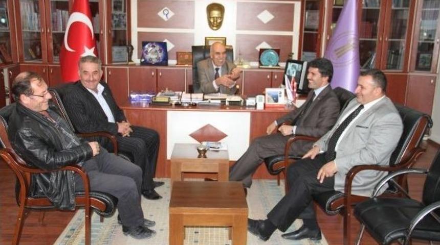 Başkan &Ccedil;akır&rsquo;dan Esnaf Odaları Birliğine Ziyaret