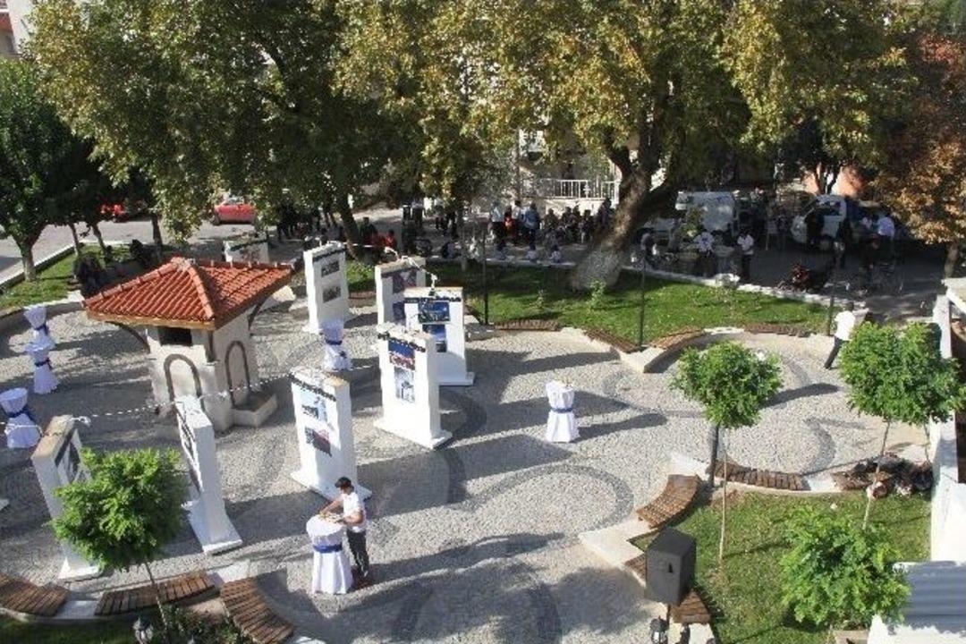 Tarihi Akhisar G&uuml;pl&uuml;ce &Ccedil;eşmesi A&ccedil;ılışı Yapıldı