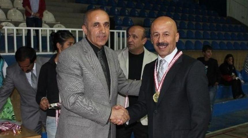 Hakkari&rsquo;de Amat&ouml;r Spor Haftası Etkinlikleri Sona Erdi