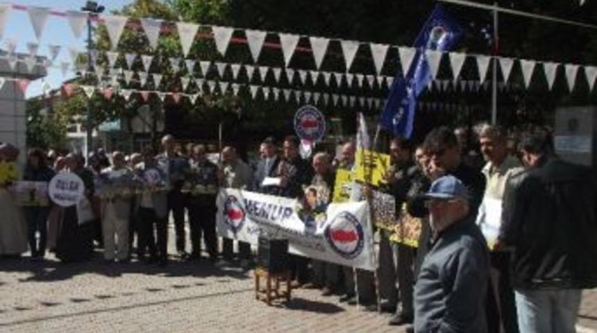 Kırşehir Gen&ccedil; Memur-sen Basın A&ccedil;ıklaması Yaparak Yeni D&uuml;nya &Ccedil;ağrısında Bulundu