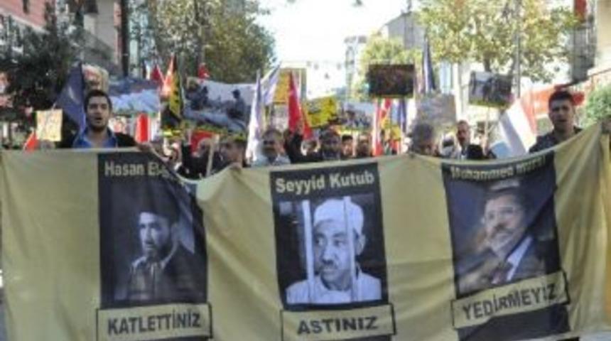 Rabia Platformu, &lsquo;gen&ccedil;ler Darbeye Direniyor&rsquo; Y&uuml;r&uuml;y&uuml;ş&uuml; Yaptı