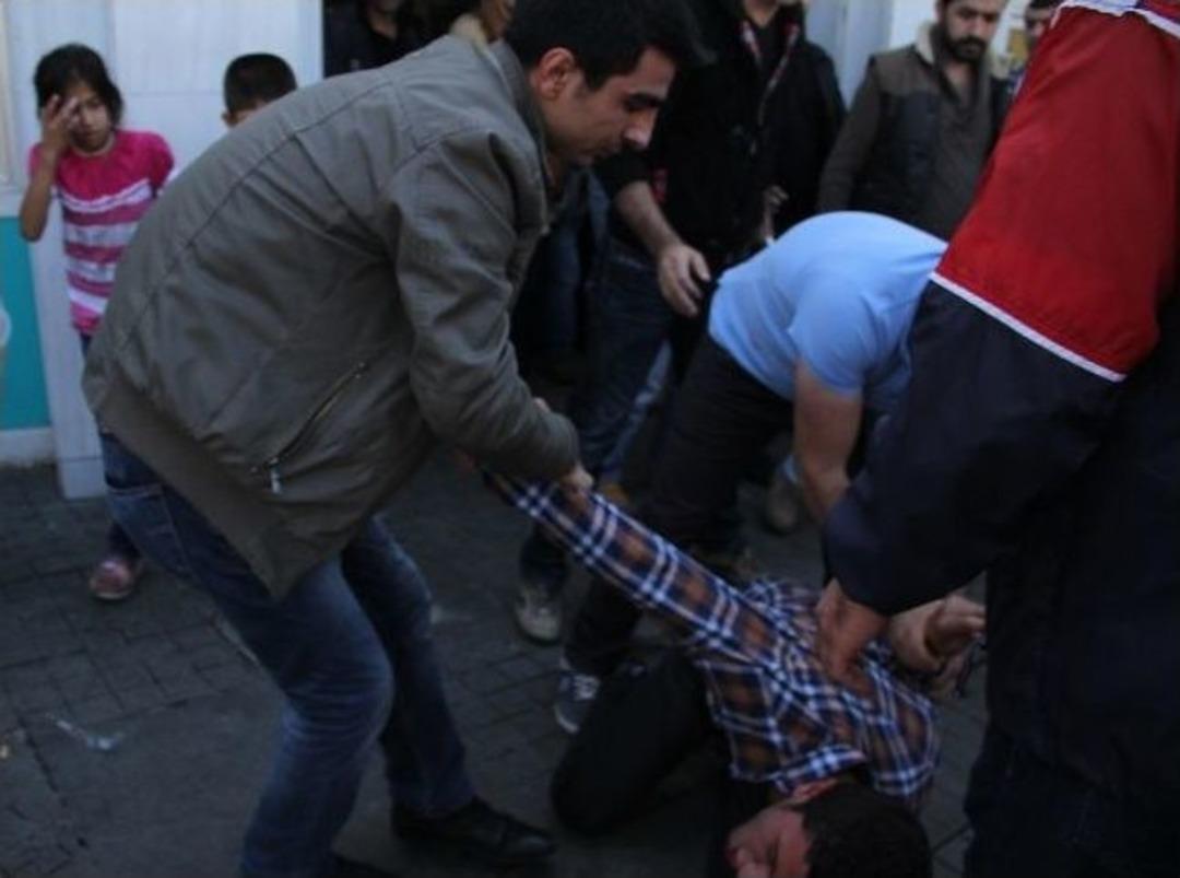 (&ouml;zel Haber) Beyoğlu&rsquo;nda Dev-gen&ccedil; &Uuml;yelerine G&ouml;zaltı