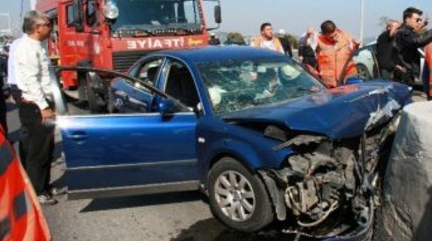 K&ouml;pr&uuml;de Kaza, Trafik Alt&uuml;st Oldu