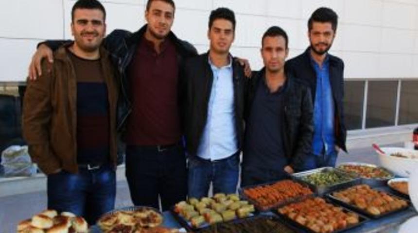 Aksaray &Uuml;niversitesi'nde Engelleri Aşmak I&ccedil;in Ele Ele Kermesi