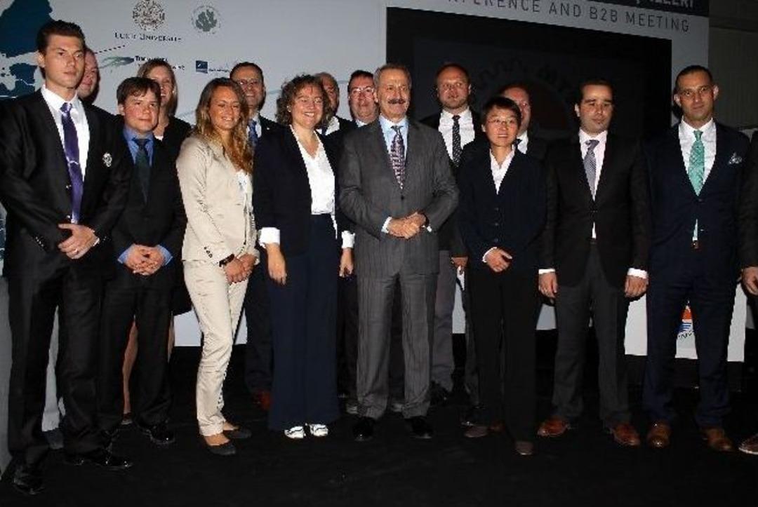 Bakan &Ccedil;ağlayan, Lojistik Fuarı'nın A&ccedil;ılışına Katıldı