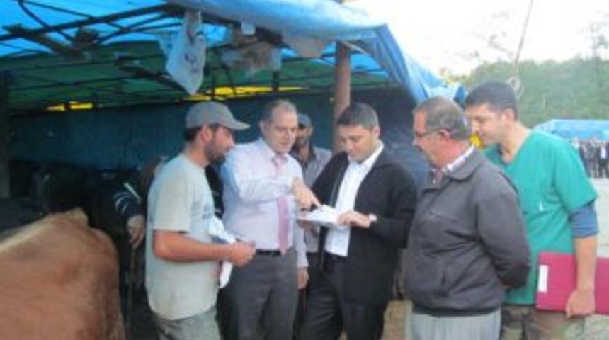 Kurban Bayramı &Ouml;ncesi Pazarda Sahte Para Uyası Yapıldı