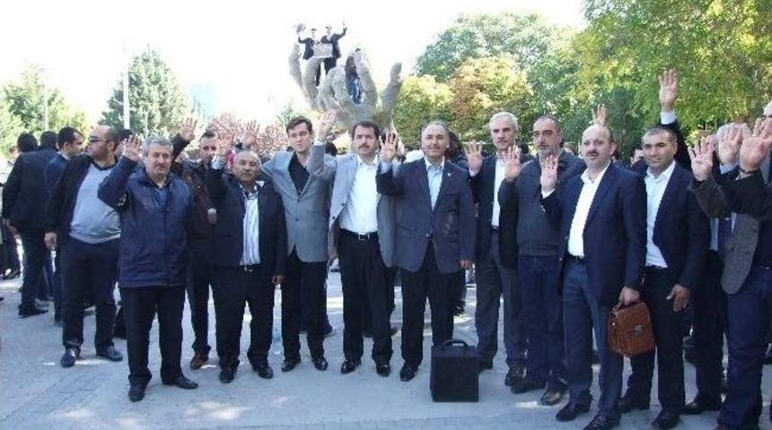 Gen&ccedil; Memur-sen &Uuml;yeleri Mısır'daki Darbeyi Protesto Etti