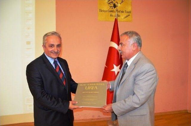 Harran Üniversitesi’nde ‘amerika’da İnceleme Ve Araştırma’ Semineri