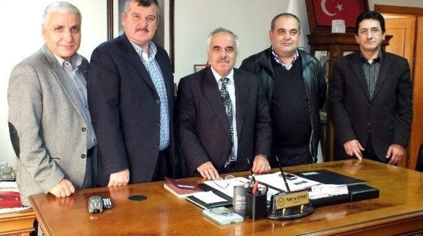 Ak Parti'den, M&uuml;ft&uuml; G&uuml;nd&uuml;z Ve Diyanet-sen Başkanı Sağım'a Ziyaret