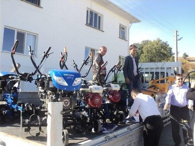 Y&uuml;zde 50 Hibe Destekli Makine Ve Ekipmanlar &Ccedil;ift&ccedil;ilere Dağıtıldı 1