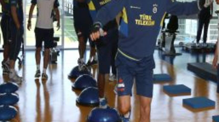 Fenerbah&ccedil;e, Kayseri Erciyesspor Ma&ccedil;ı Hazırlıklarını S&uuml;rd&uuml;rd&uuml;