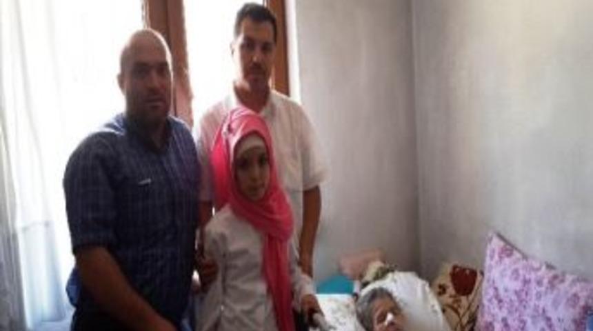 Eğitim Bir-sen&rsquo;den Tekerlekli Sandalye Yardımı