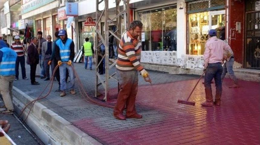 Y&uuml;ksekova&rsquo;da Yol &Ccedil;alışmaları Sona Erdi