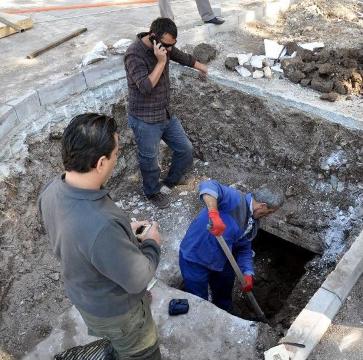 Eskişehir Valilik Meydanı'nda Tarihi Su Sarnıcı Bulundu