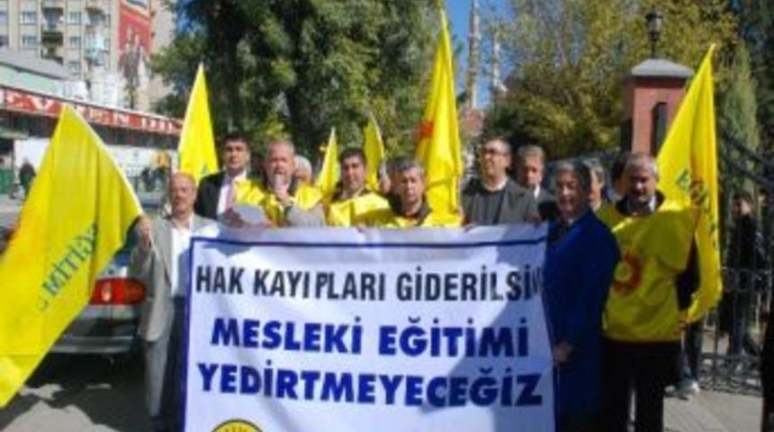 &Ouml;ğretmenlerden Mesleki Eğitim Talebi