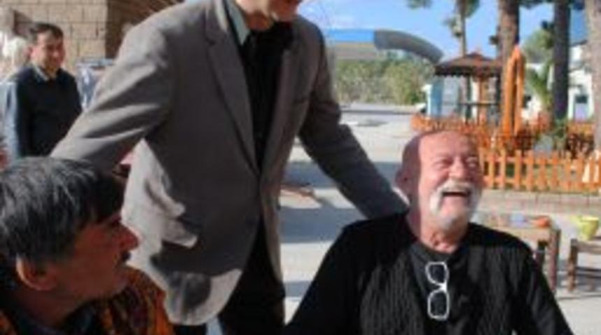 S&uuml;mer Tilma&ccedil;: Bayramda Tatili Değil, Kardeş&ccedil;e Bayramlaşmayı &Ouml;n Planda Tutalım