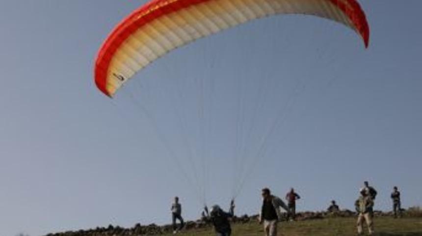 Kayseri'de Yama&ccedil; Paraş&uuml;t&uuml; Tutkusu Artıyor
