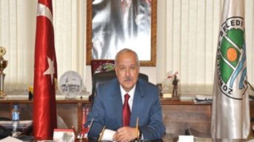 Akdemir, Bayramı Kutladı