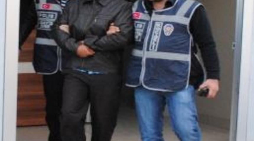 &Ccedil;alıntı L&uuml;ks Otomobili Satmaya Giden Şahıs Yakalandı