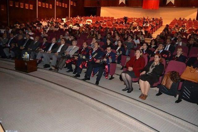 69 Veterinerlik Fakültesi Öğrencisi Önlüklerini Giydi