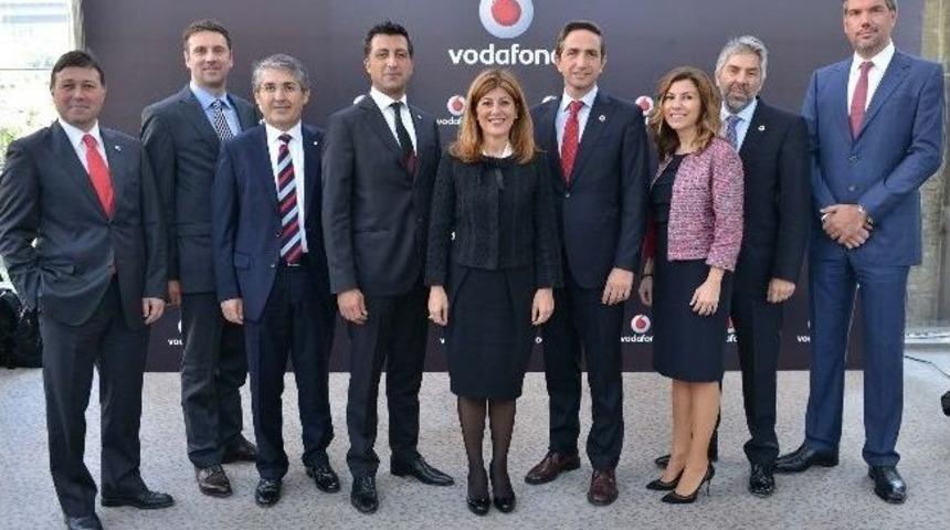Vodafone'da 't&uuml;rk Re&ccedil;etesi'