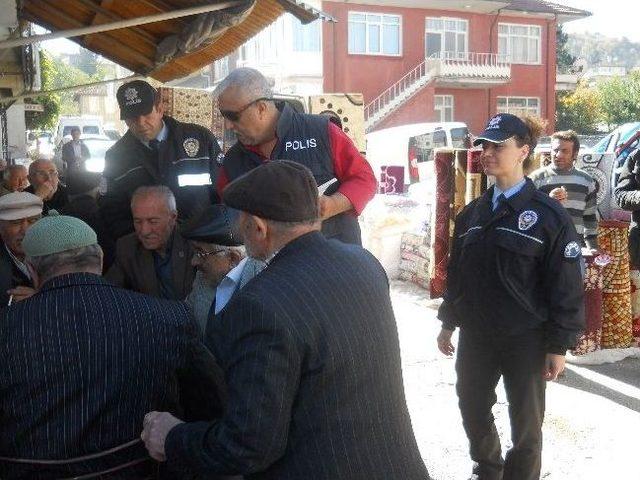 Yeniçağa’da Polis Pazara İndi