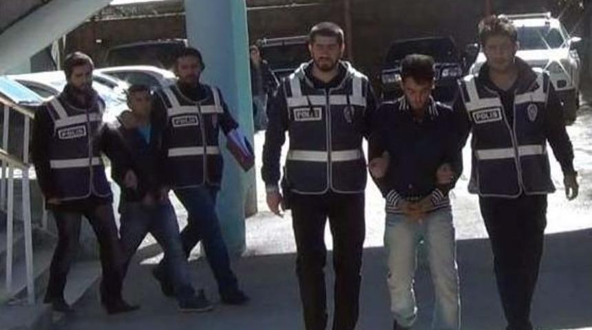 İnşaat Malzemesi &Ccedil;alan Şahıslar Yakalandı