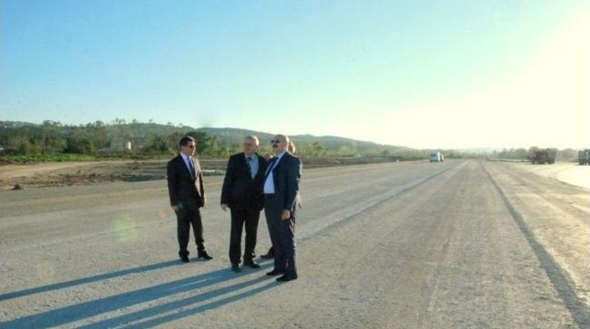 Sinop Havaalanı'nda Pist Uzatma &Ccedil;alışmaları