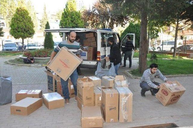 Ahırda Çay Paketleri İçinde 30 Bin Paket Kaçak Sigara Ele Geçirildi